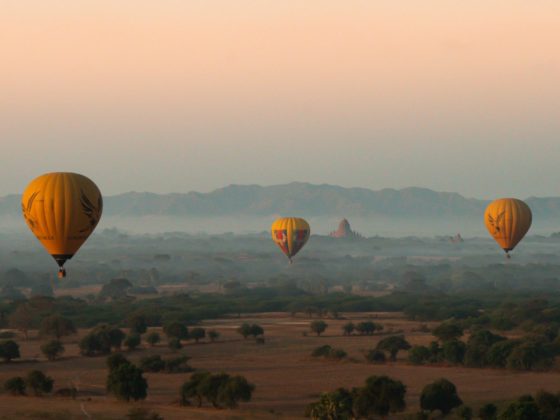 montgolfieres Bagan